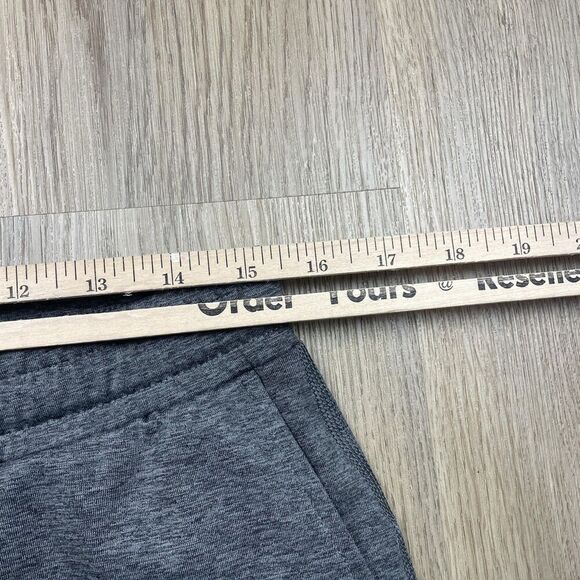 Vuori Jogger Pants Mens Medium Gray Sunday Performance Zip Pocket Stretch - Picture 10 of 12